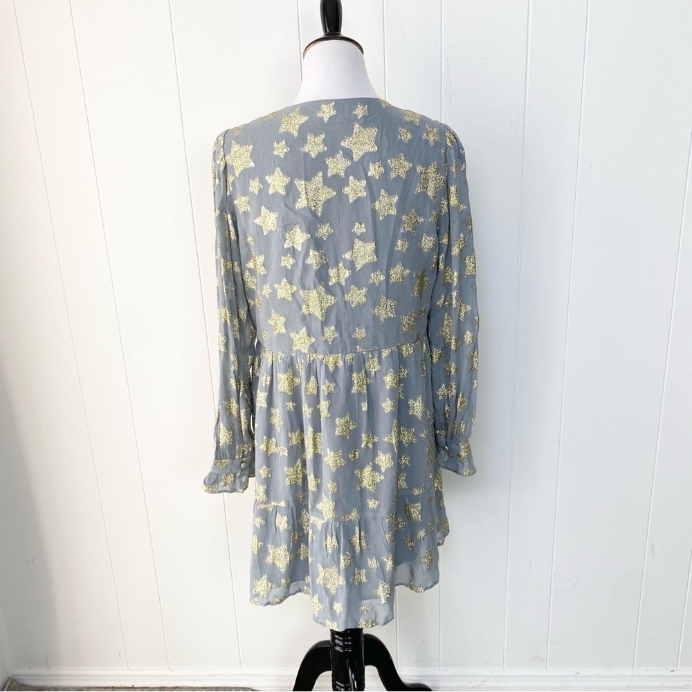 LOFT Dress Womens Medium Gray Gold Star Print Metallic Tiered Long Sleeve Lined - Picture 4 of 11